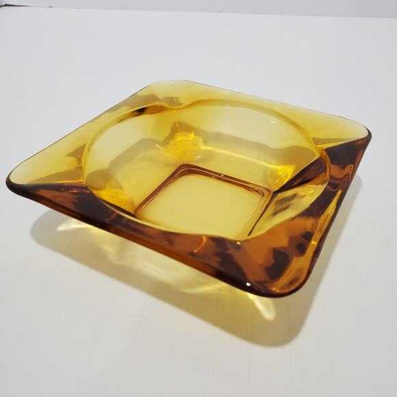Vtg Amber Gold 4 5/8" Square 4 Cigarette Rest Ashtray MCM by Hazleware G-597 - Picture 14 of 16